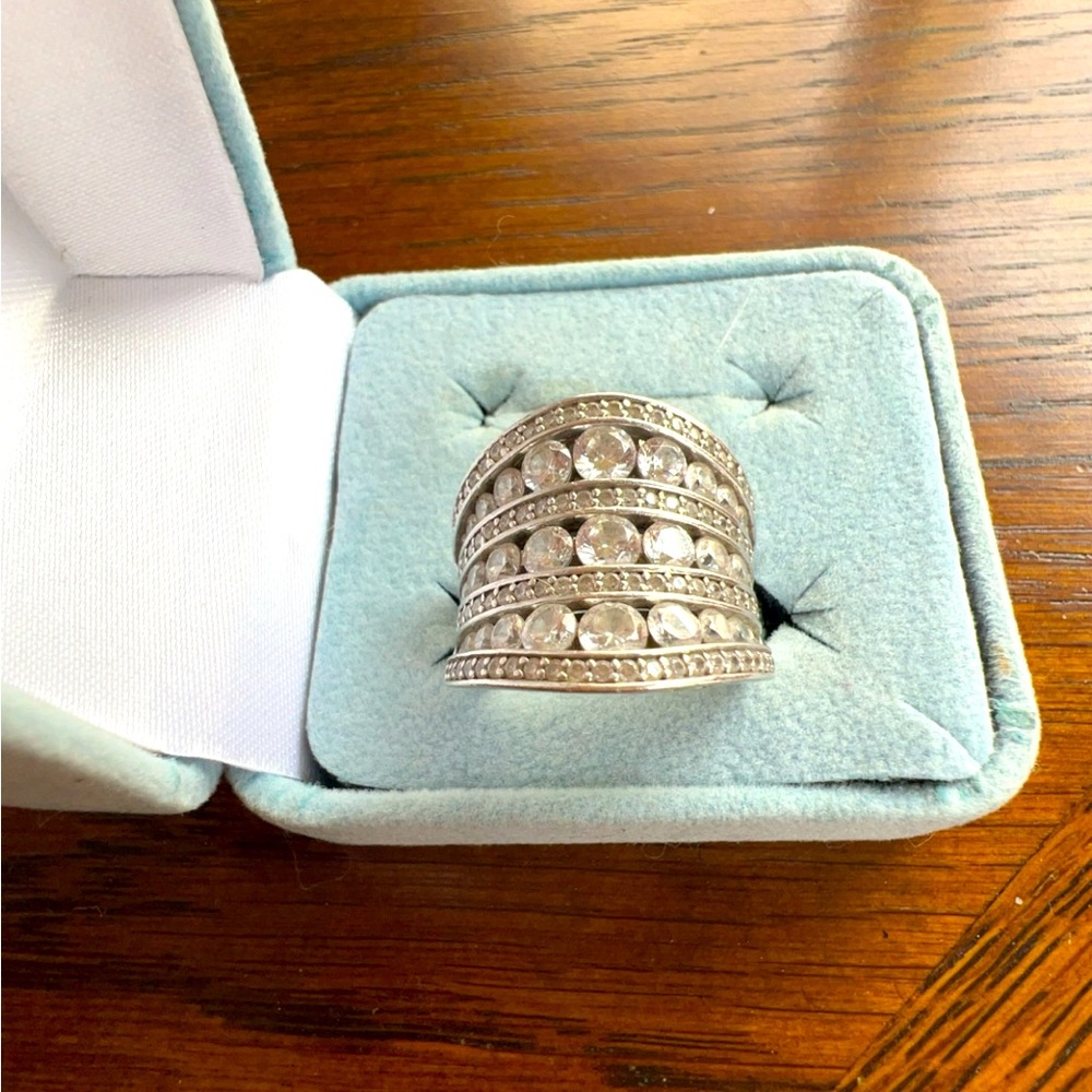 Beautiful cocktail ring💖🎀💗